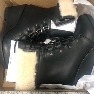 Sorel after hours lace shearling wedge.